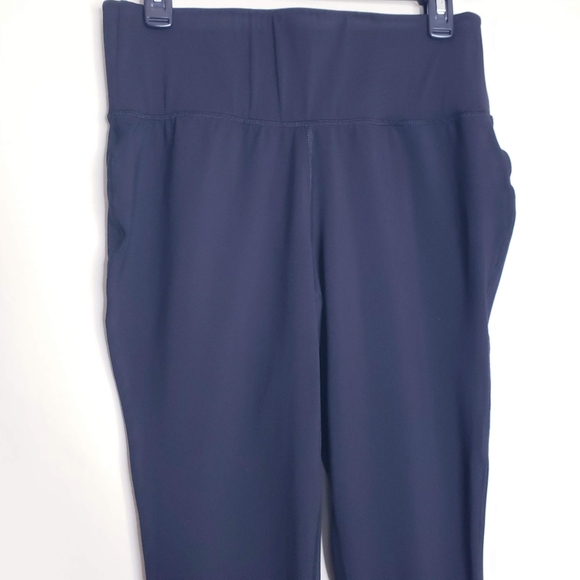 Livi Active Lane Bryant Black Wicking 7/8 Legging Women's Size 14/16 - Picture 3 of 9